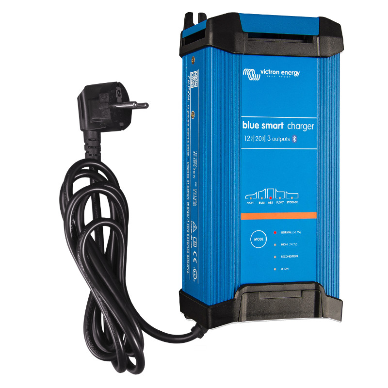 Blue Smart IP22 Charger 12/20 (3)
